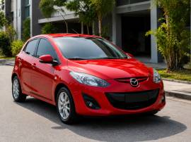 Mazda 2 — Pattaya 렌터카, 1.5L 자동