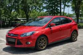 Ford Focus III 1.6 AT — Pattaya 租车