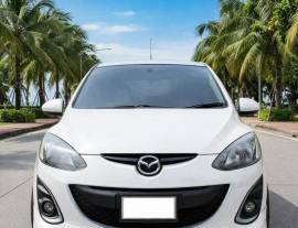 Mazda 2 à louer à Pattaya — à partir de 490 THB/jo