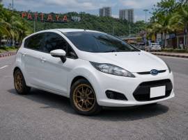Ford Focus — Паттайяда автокөлік жалға алу