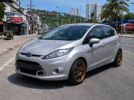 Ford Fiesta 1.6 Automatic — للإيجار في باتايا