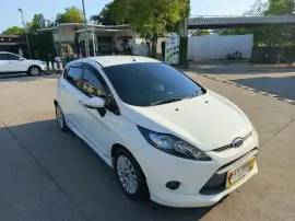 เช่า Ford Focus III ใน Pattaya 