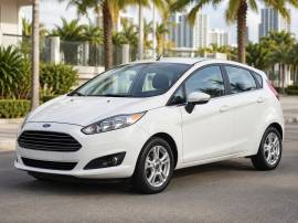 Ford Fiesta 1.6 ให้เช่าใน Pattaya 