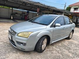 Ford Focus 1.8 موديل 2009 للإيجار في تشانثابوري​​​